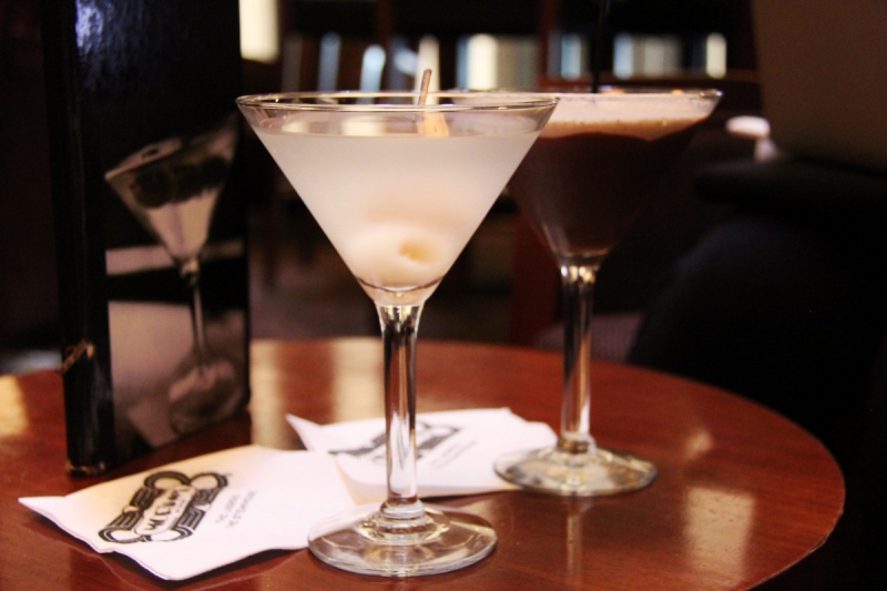 brasserie-CLAVIERS-min_martini_bar_lychee_chocolate_alcohol_liquor_happy_hour_happy-910161